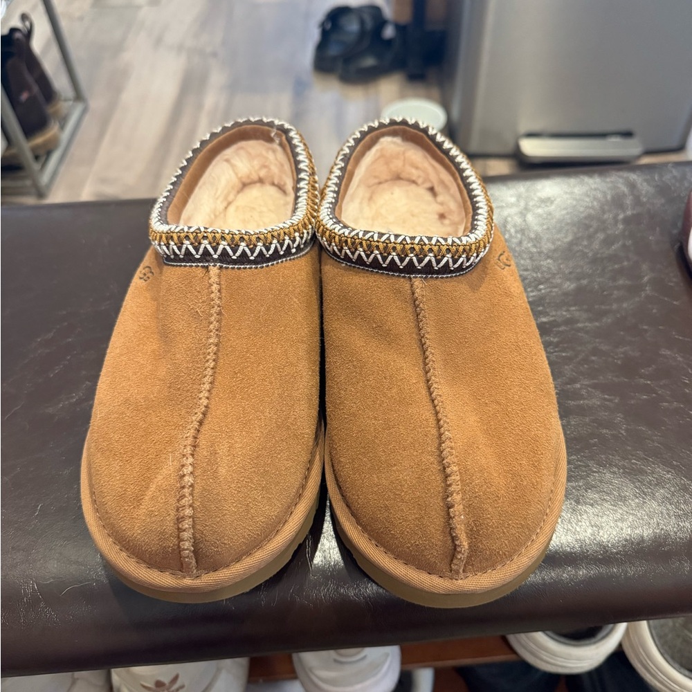Ugg Tasman II Chestnut Women’s Size 7